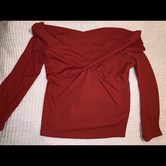 Orange off the shoulder Blouse - Picture 2 of 2